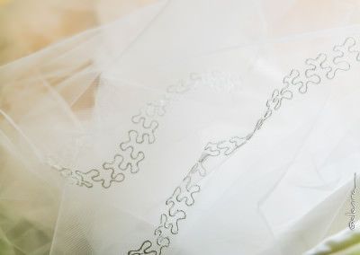 La boda de una pareja viajera
