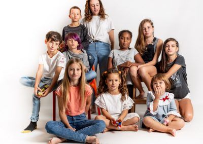 Nuria Rebull Logopeda en Mollet del Valles fotografía de Elena Rubio fotógrafa infantil en elenircfotografia foto de grupo