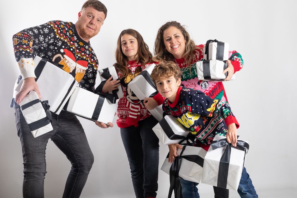 sesiones de fotos de navidad para celebrar la familia en mollet del valles elenircfotografia
