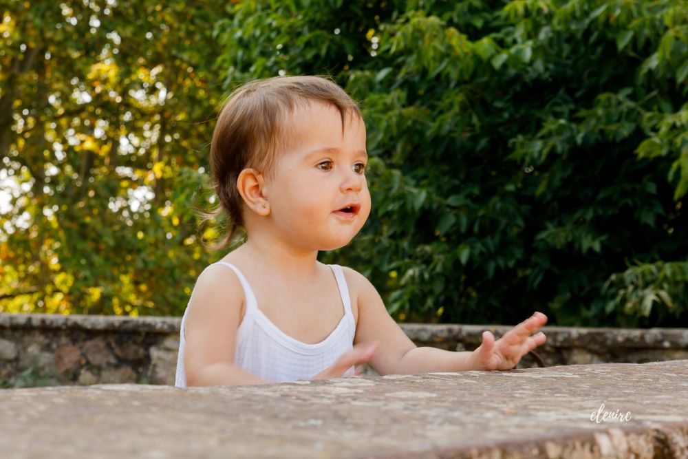 hermanita en Fotografía de embarazo y maternidad en Barcelona Mollet del Valles Elena Rubio elenirc