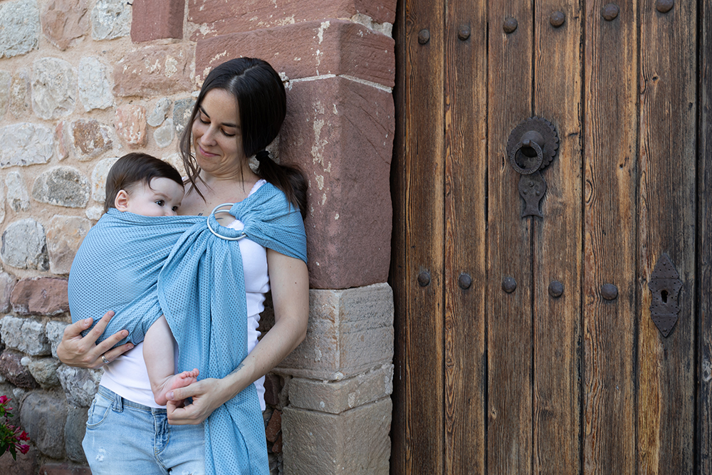 Beneficios del porteo de bebés · Fotografía para marcas de maternidad y crianza Elena Rubio elenirc fotografia 190805 elenirc 090715